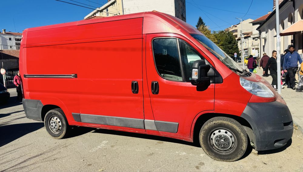 Товарен микробус Пежо