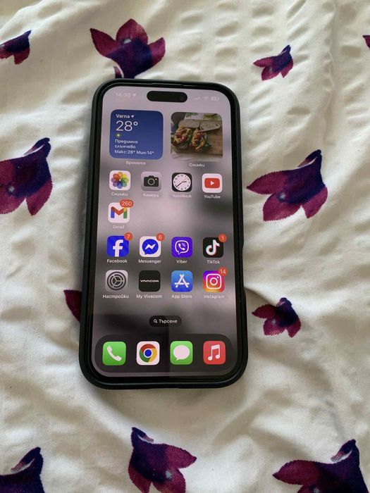 Iphone 16 нов батерия 100%