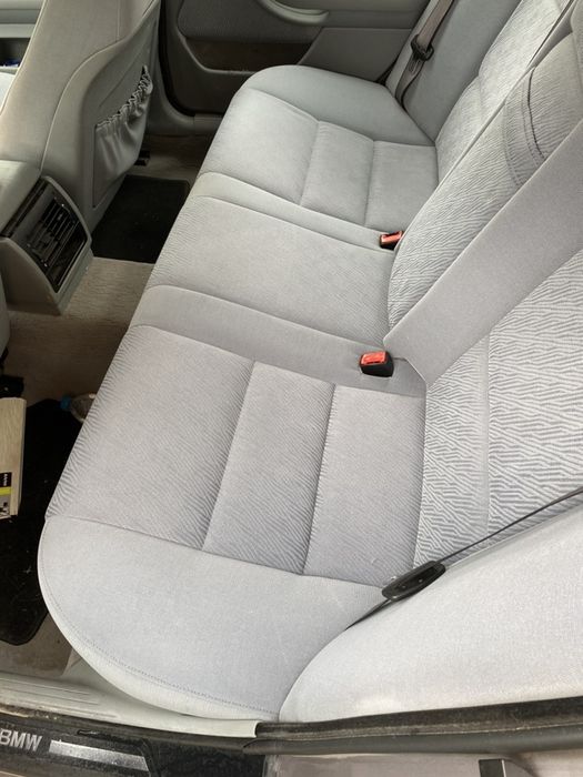 Професионално пране на тапицерия