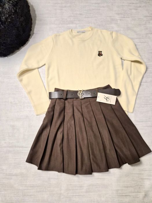 Плисирани поли вълна