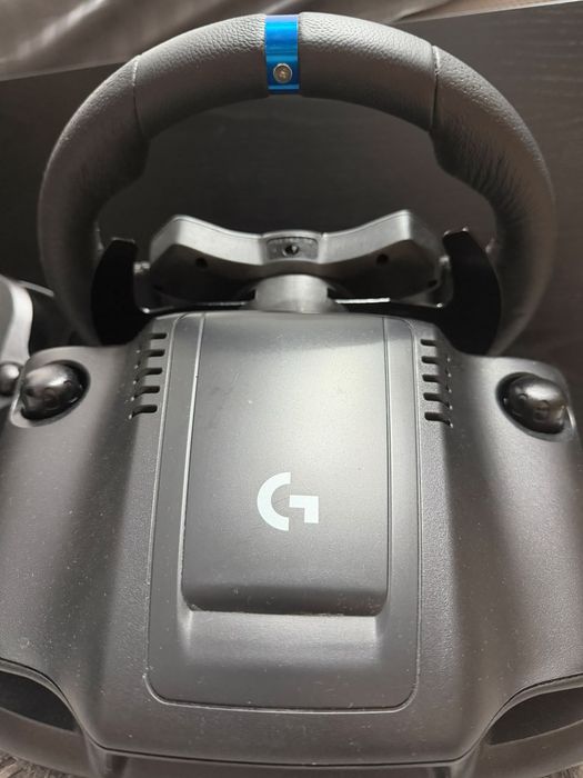 Volan Logitech G923 TrueForce PS5/PS4/PC + Schimbator
