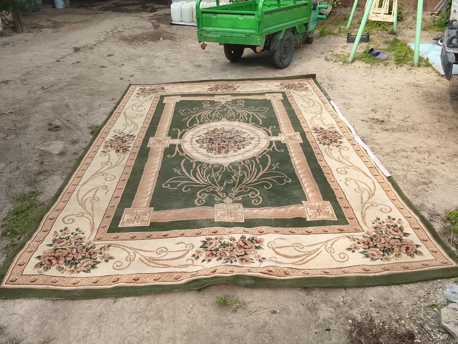 Продам ковёр ррр