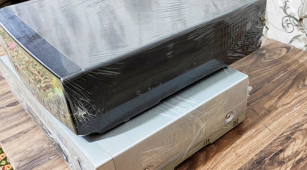 Янги упаковкада Видеомагнитафон