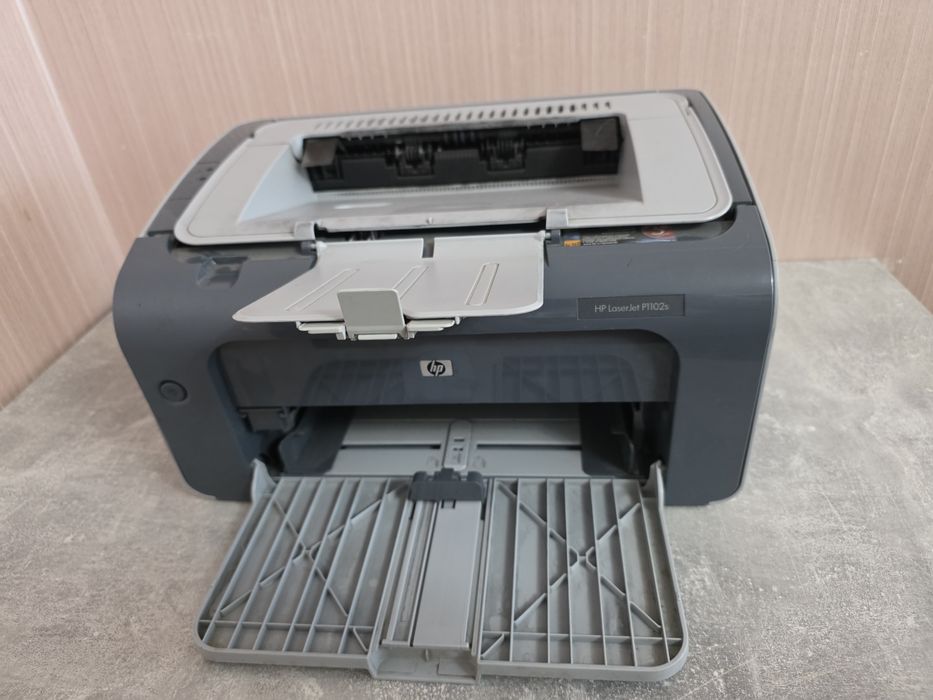 Принтер монохромный HP 1102