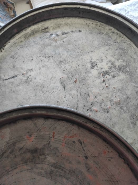 Стари медни тави. Синия