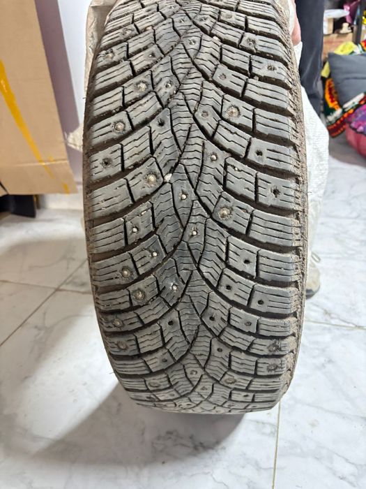 Продам зимние шины