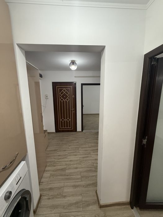 Inchiriez apartament cu 2 camere