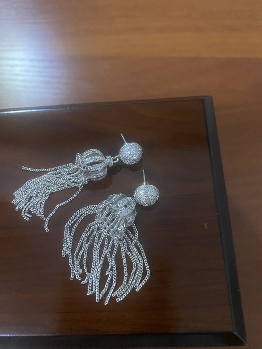 Шикарные серьги с цирконами