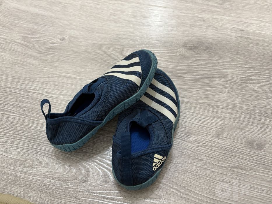 Детские аквашузы Adidas 28 размер (пляжная обувь)