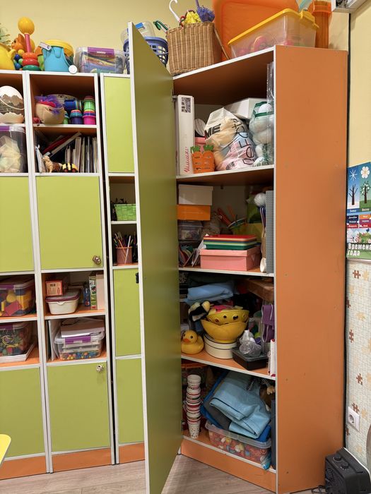 Продается угловой шкаф