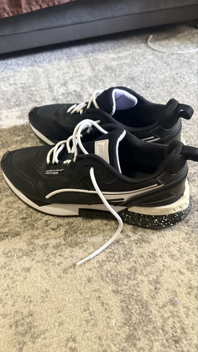 adidasi puma