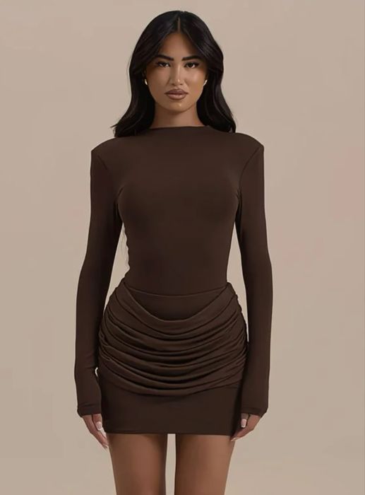 Новое платье, цвет-шоколад