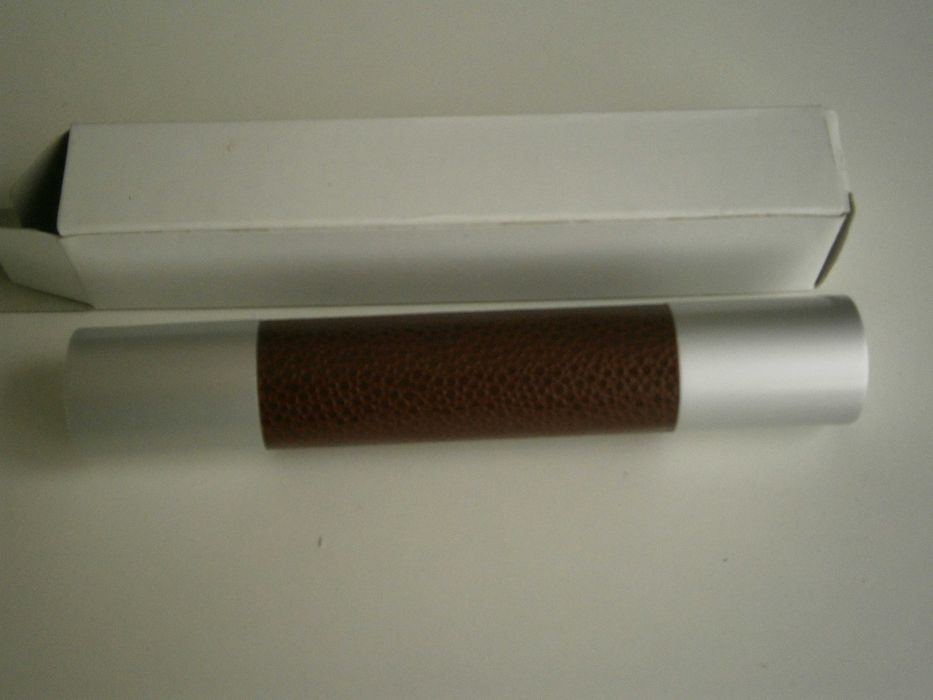 Нова химикалка в луксозна опаковка