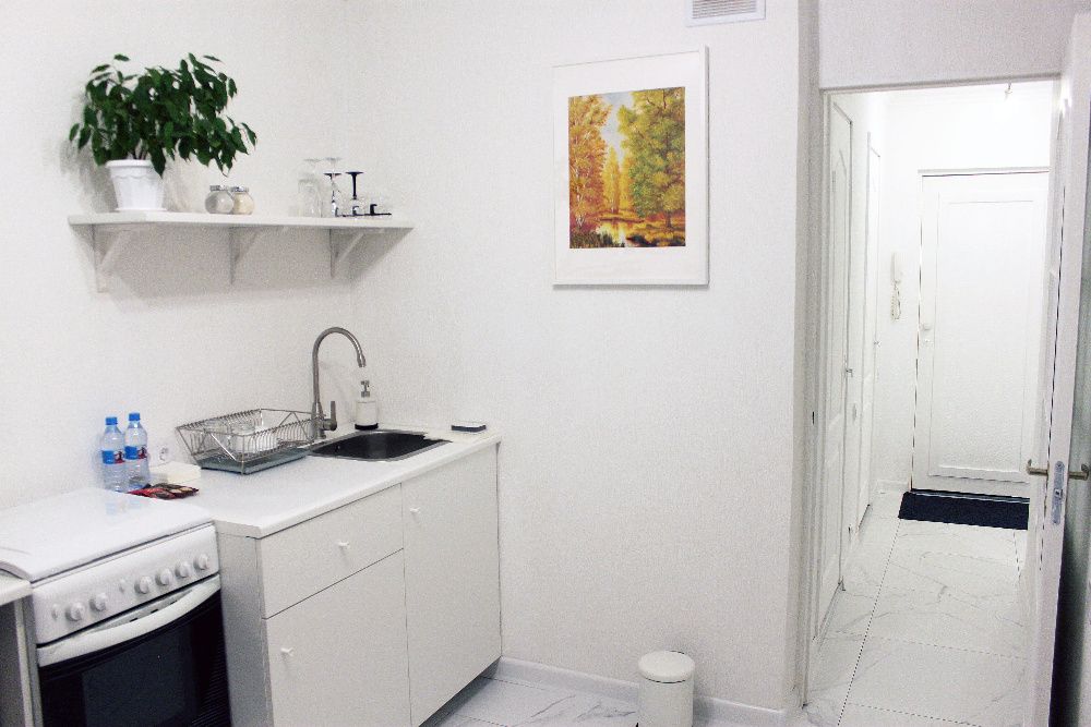 Белоснежная квартира на "Встрече" . Пр-т Абылай хана 29/1. Рядом ННМЦ