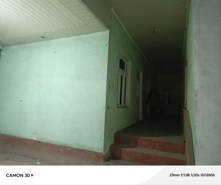 Уй, иккиламчи ёки икки бўлиб беришга ҳам сотилоради