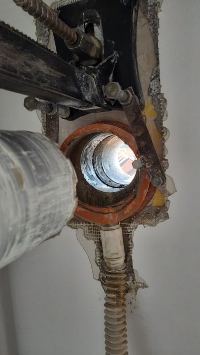 Montaj instalare aer conditionat