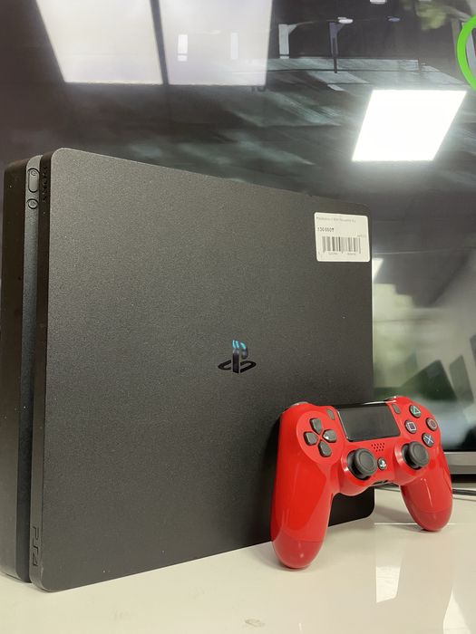 Sony PlayStation 4 Slim, прошитая, с играми