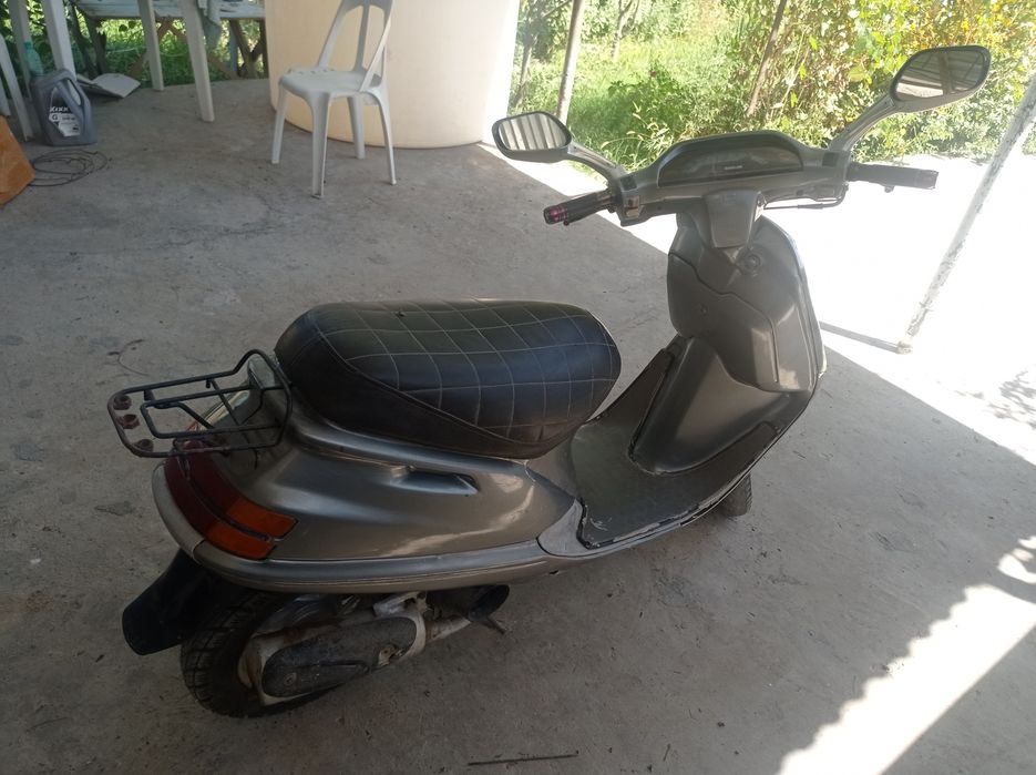 Скутер 90 кубовый нахаду сел и поехал