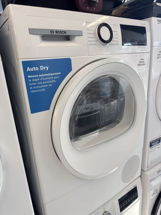 Uscător de rufe cu pompa de caldura Bosch WQG1420DFR