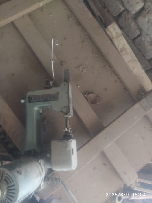 Qop tikaydigan moshinka