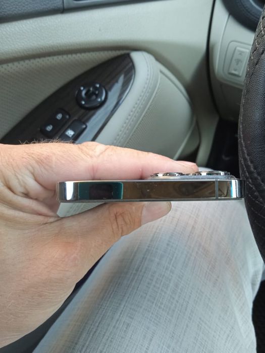 Продам iPhone 13 pro max