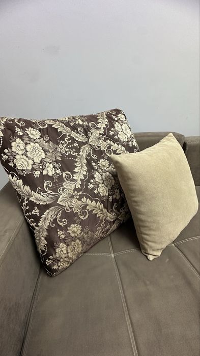 Диван в гостинную