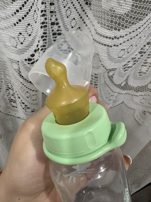 Продам бутылочку