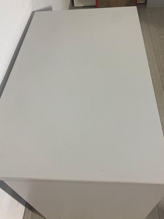 10 Buc. Comodă 100 cm; Etajeră; Dulap cu Rafturi; Bibliotecă