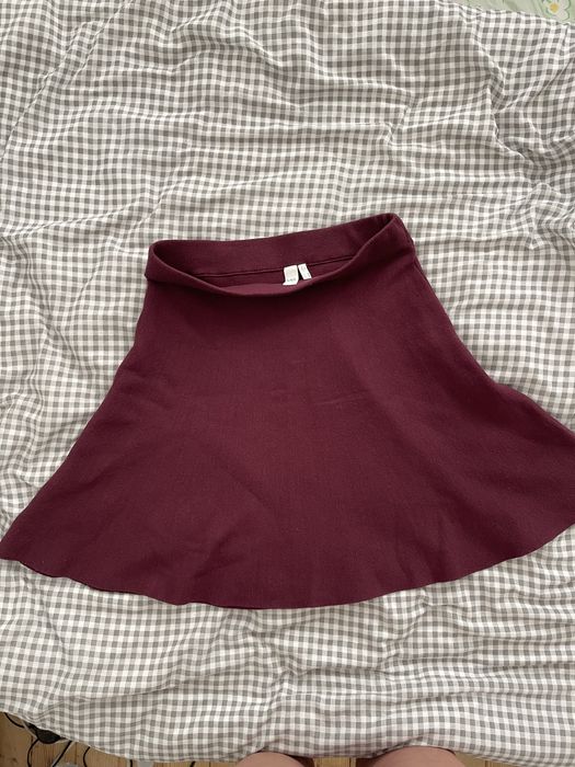 YAS Къса пола бордо, финно плетиво