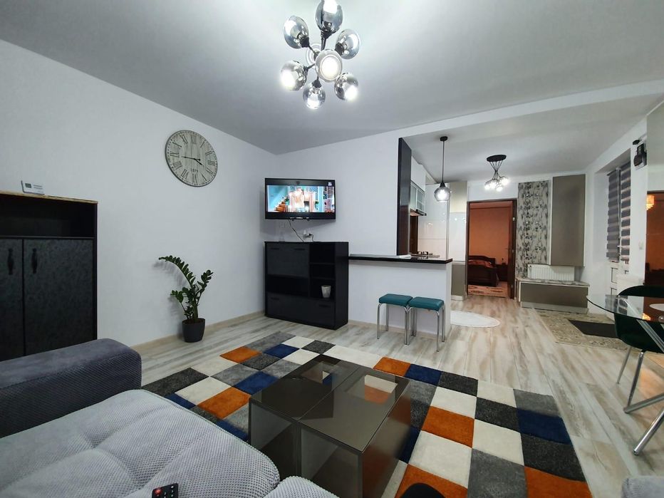 Inchiriez Studio la Casa in Ghimbav  2 Camere cu Bucatarie Open Space .