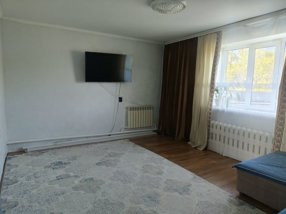 Продам 5 комнатную квартиру