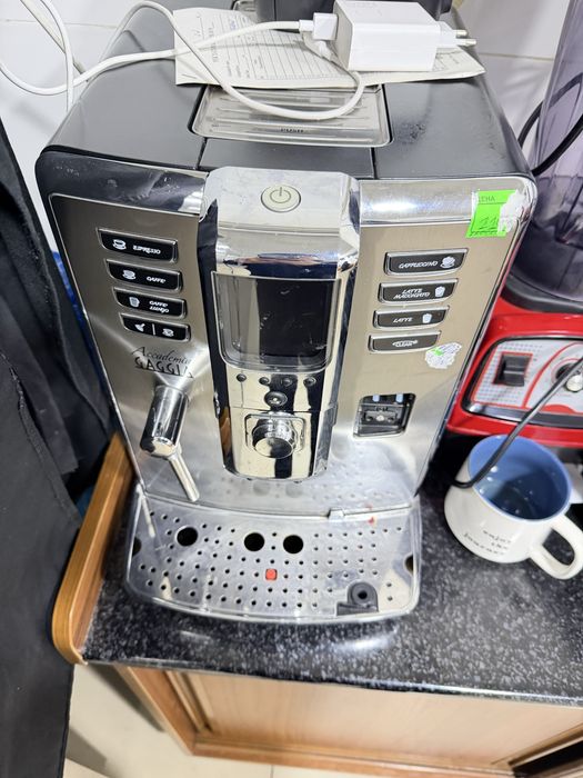 Coffe apparat sotiladi