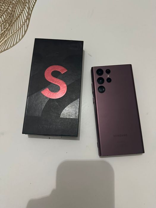 Vând Samsung S22 ultra