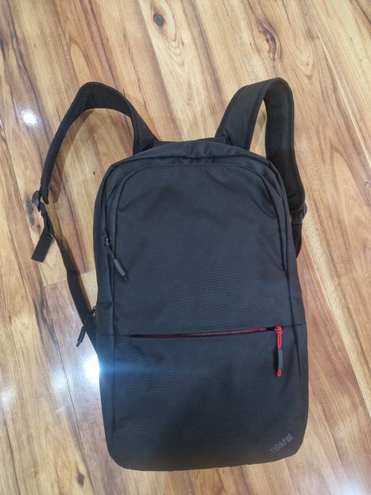 Rucsac Laptop Lenovo Think Pad profesional la doar 50 lei