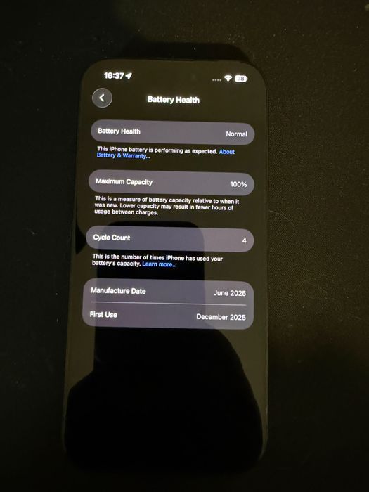 Като нов - Iphone 15 PRO 1TB, 100% батерия и много аксесоари