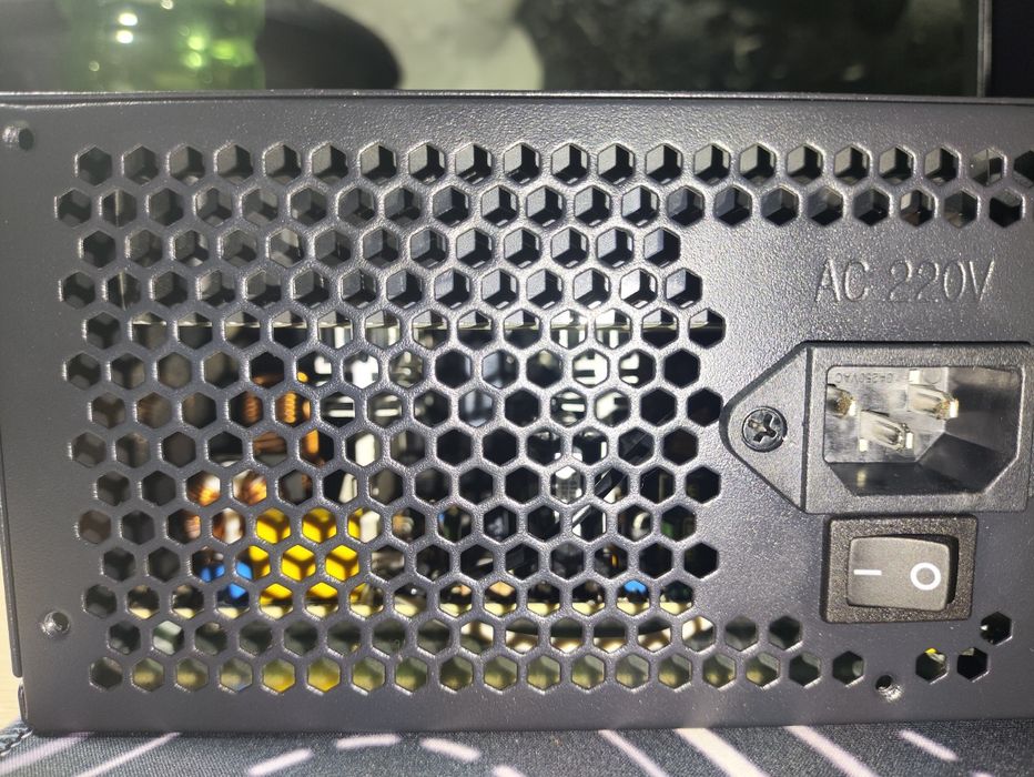 Блок питания DarkFlash GS550 черный