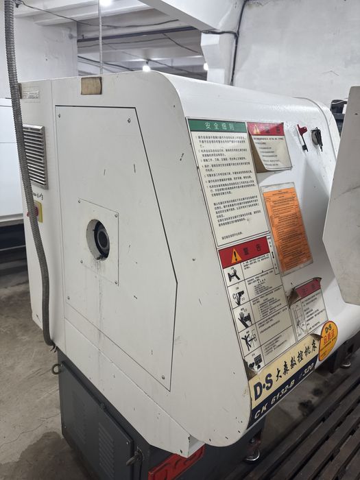 Станок токарный ЧПУ