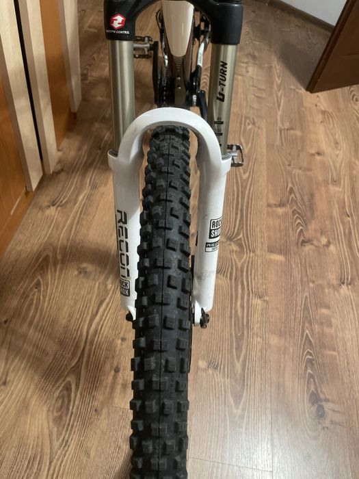 De vanzare bicicleta full suspension sau schimb cu un dirt