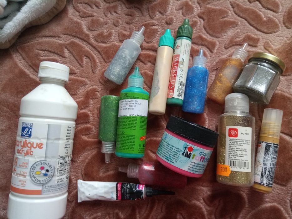 Diverse tehnica decoupage