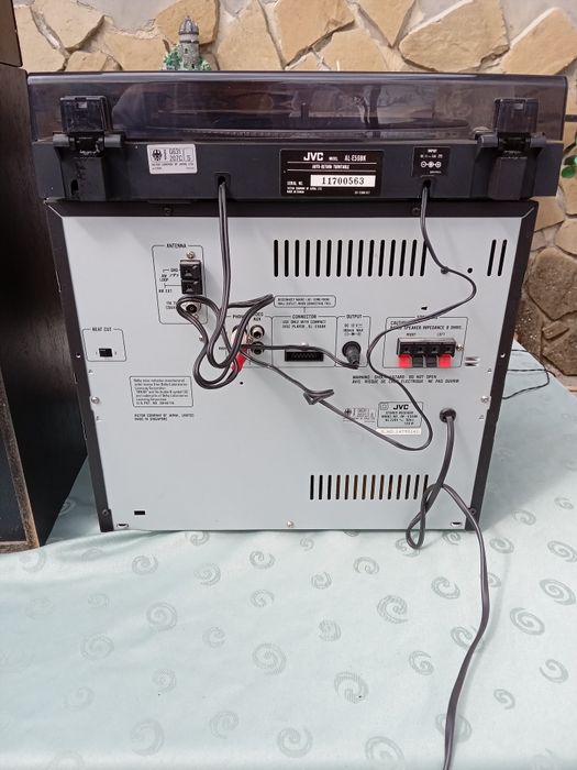 Аудио система с тонколони