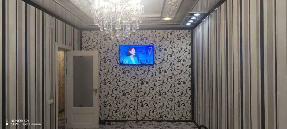 Срочно сотилади. 3 хона. 78 м2. Олмос. Кирпич дом