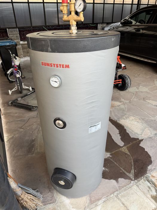 Косвенный бойлер 200 литров Sunsystem sn200nf