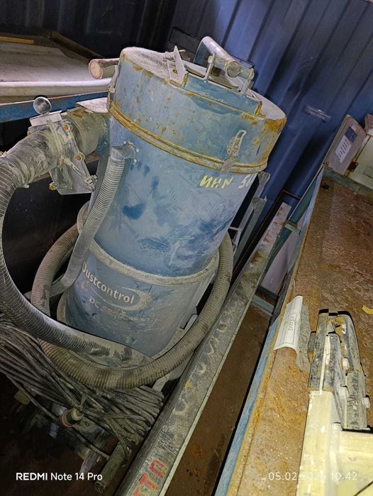 Пылесос промышленный передвижной DC5800a