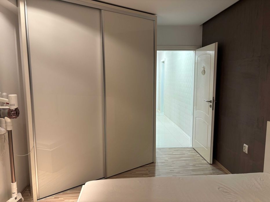 Дава се под наем Двустаен апартамент в Асеновград - 67 кв.м за 392.7 € - Снимка #7