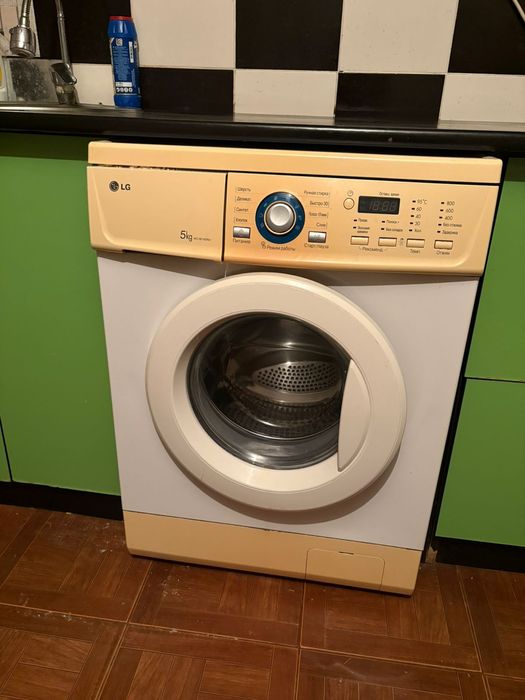 Продам стиральную машину