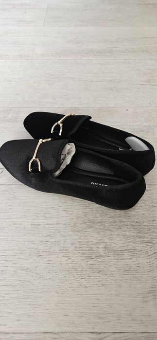 Балетки новые 37 р