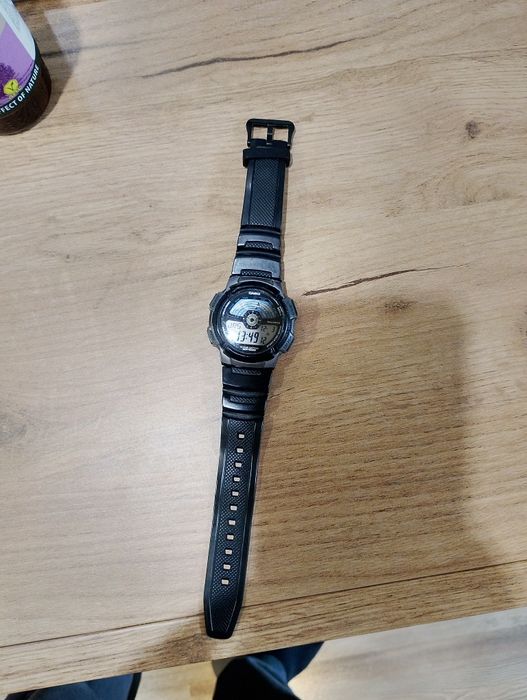 Часовник Casio използван
