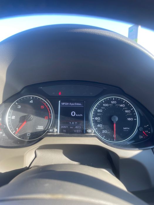 Audi Q5 Volan dreapta