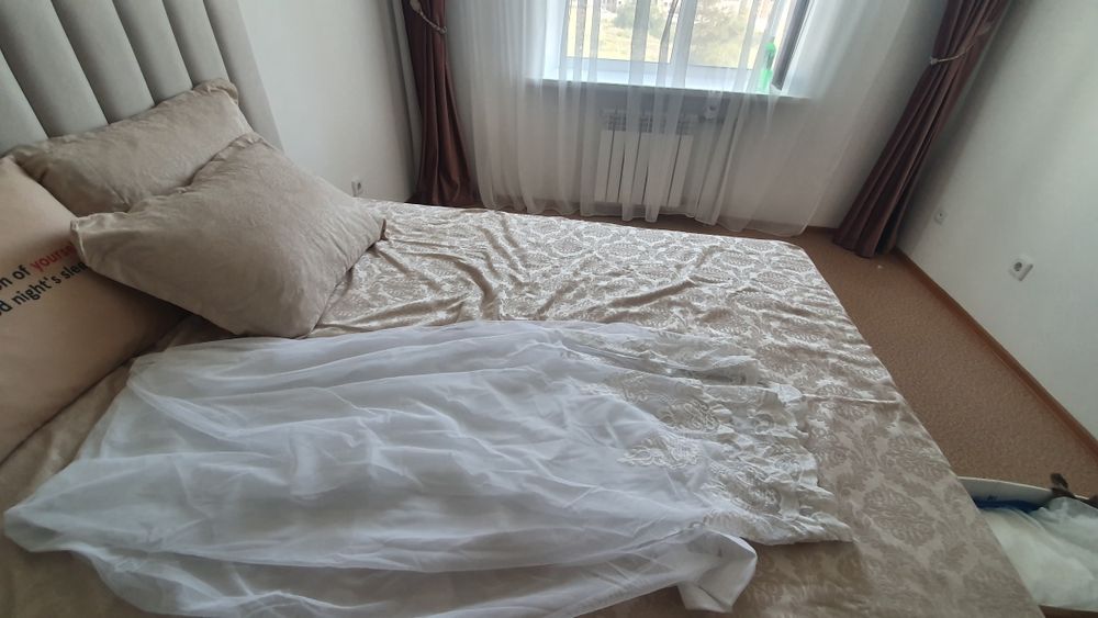 Новый комплект штор 100000