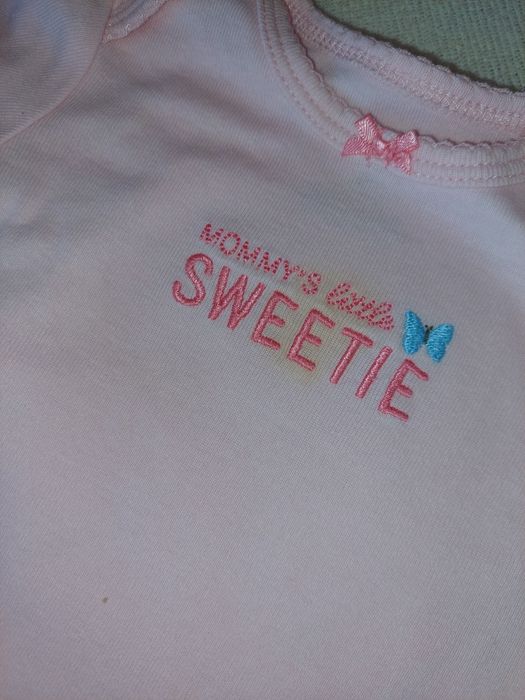 Комплект рокля + болеро Carters и бодита 6 мес,